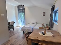 Velora Apartments