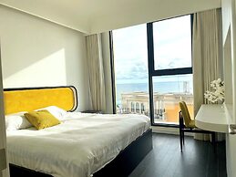 Azure Premium Apartments