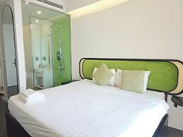 Azure Premium Apartments