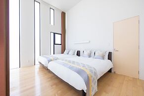 VILLA BLANC F