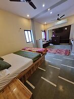 Hotel Shree Shivtam