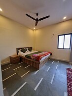 Hotel Shree Shivtam