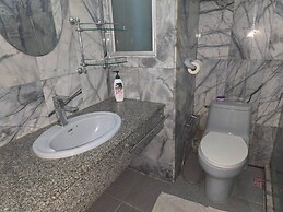Large Apartment 401 jhr