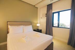 Aura Condotel