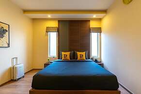 The Hosteller Bangalore, Brigade Road