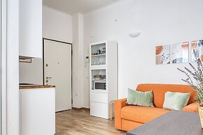 Fascinating Flat next to Corso