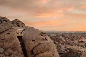 Desert Rock Resort