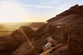 Desert Rock Resort