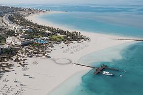 Turtle Bay Resort