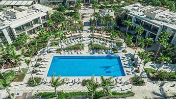 Turtle Bay Resort