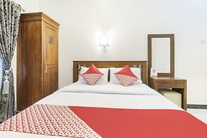 Hotel O Omah Suryo