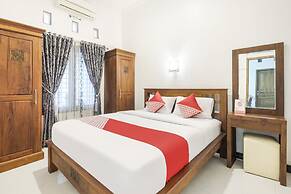 Hotel O Omah Suryo