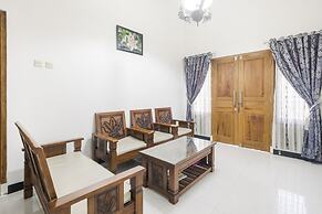 Hotel O Omah Suryo