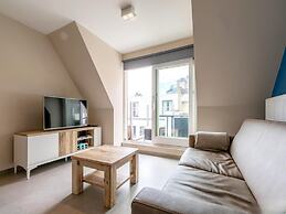 2-bedroom Flat With Side sea View