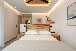 Phaistos Suites