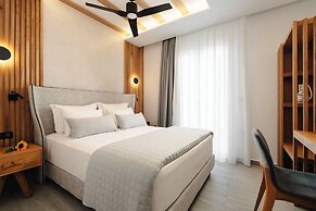 Phaistos Suites