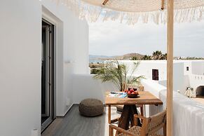 Phaistos Suites