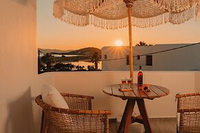 Phaistos Suites