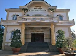 Cam Uyen Hotel