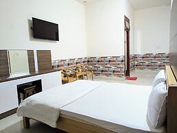 Cam Uyen Hotel