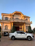 Cam Uyen Hotel