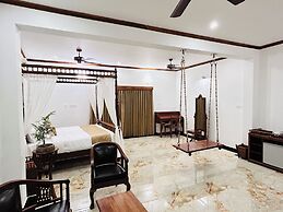 La Moon Puducherry