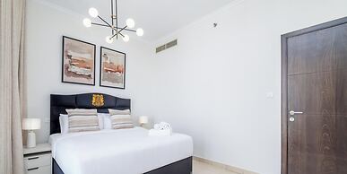 LUX The Dubai Marina View Suite 2