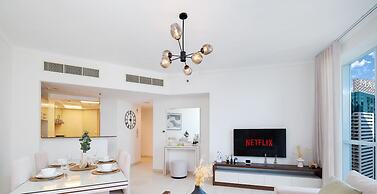 LUX The Dubai Marina View Suite 2