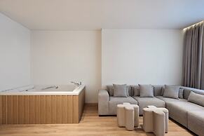 Nur City Suites