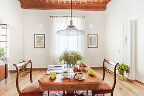 Lunav House in Lucca