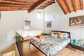 Lunav House in Lucca
