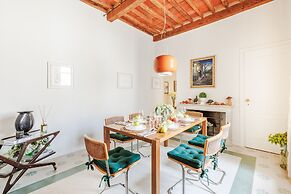 Lunav House in Lucca