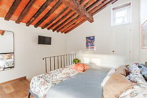 Lunav House in Lucca