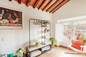 Lunav House in Lucca