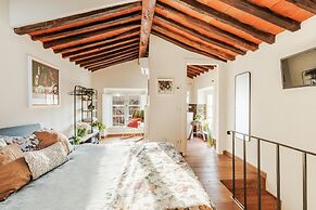 Lunav House in Lucca