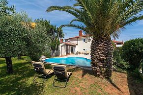 Villa Beauty With Private Pool
