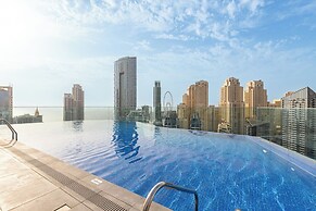SIMPLY COMFORT  Bright Apartments Steps from Marina Walk