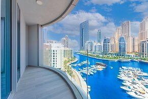 SIMPLY COMFORT  Bright Apartments Steps from Marina Walk