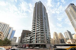 SIMPLY COMFORT  Bright Apartments Steps from Marina Walk