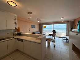 Central Seafront Apartment in Koksijde