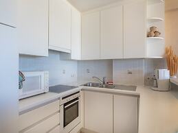 Central Seafront Apartment in Koksijde