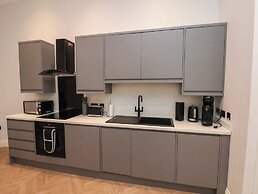 The Salisbury Apartment 103
