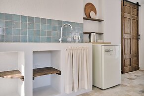 6 oda alacati