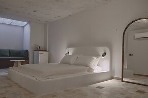 6 oda alacati
