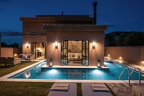 ARCĀSA Villas Collection by Omilos Hotels