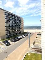 Well-kept Corner Apartment in Koksijde