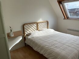 Duplex Flat in Koksijde With sun Terraces