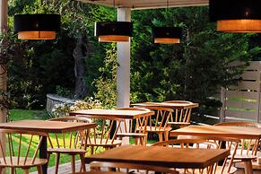 BOHOTEL Eleonas