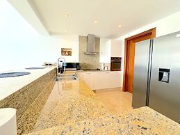 Playa Palmera Beach Front Apartments