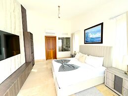 Playa Palmera Beach Front Apartments